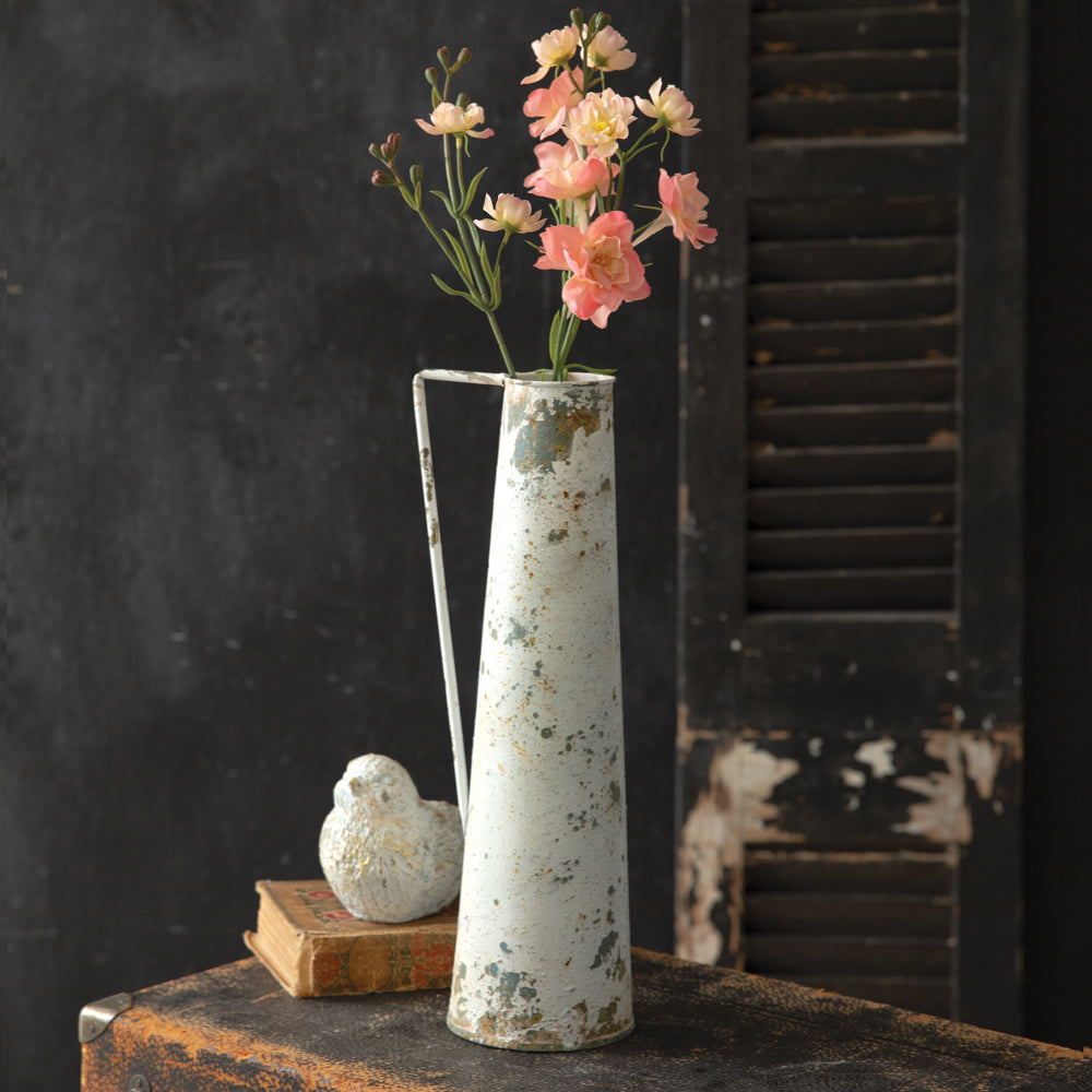 Introduction to Using Pitchers in Home Decor 2024