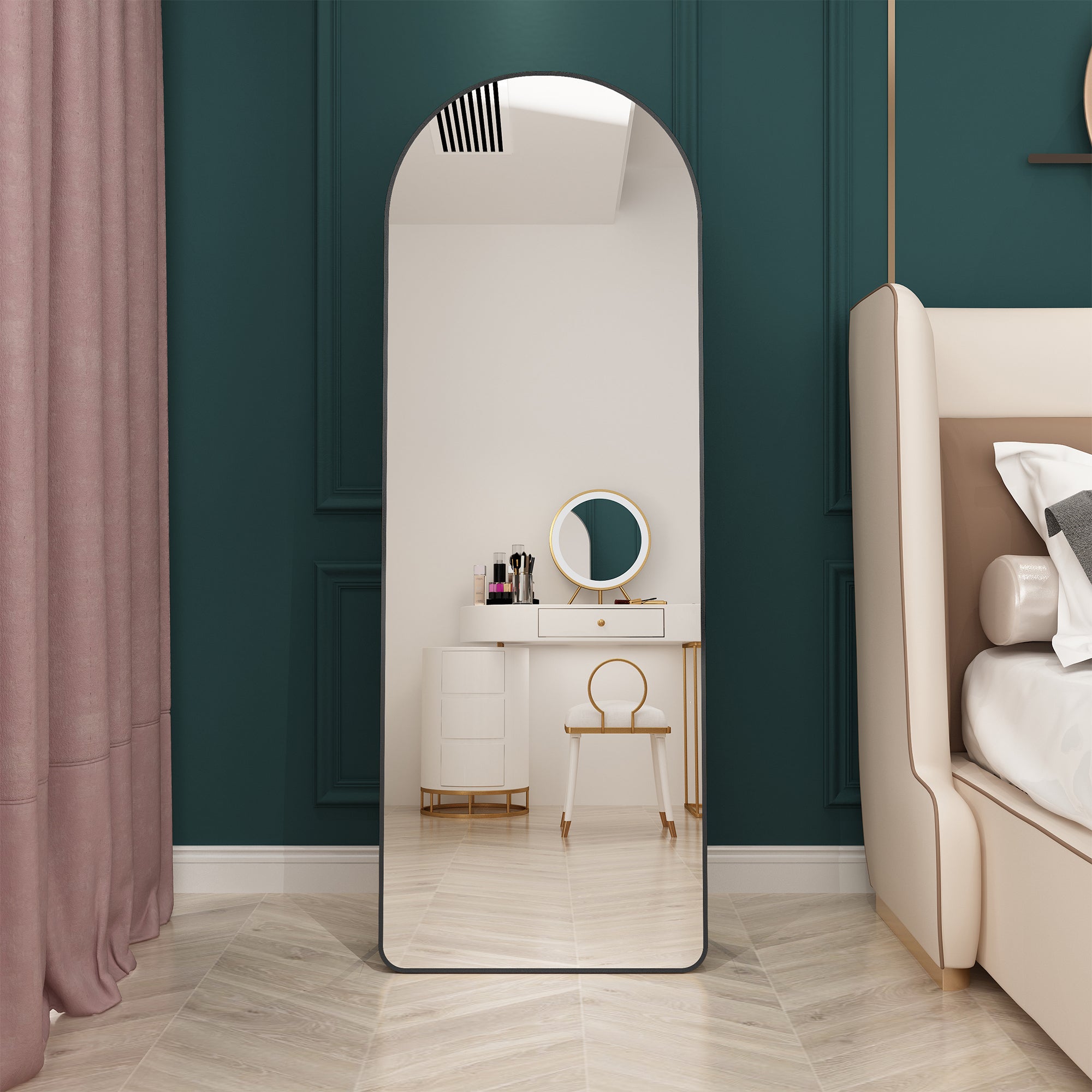 How High Should You Hang a Full Length Mirror? - Mamma Mia's Closet