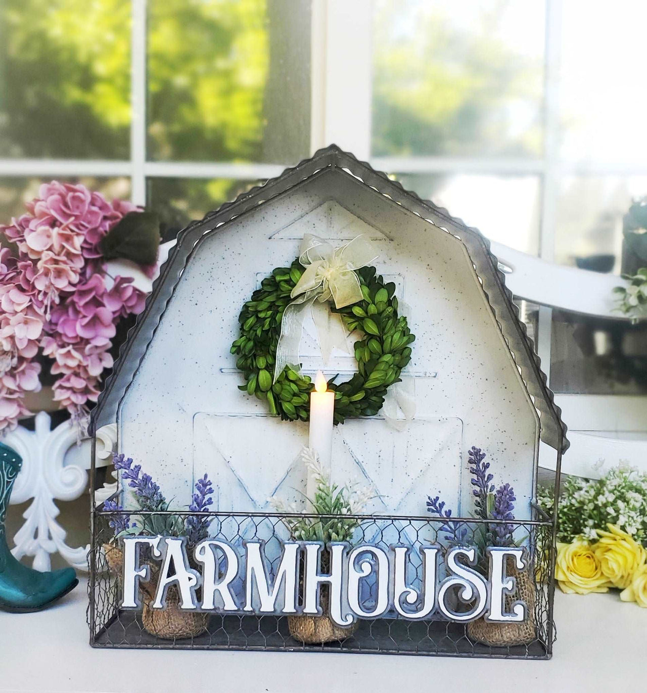 Farmhouse Barn Wall Shelf - Decorative Plaques